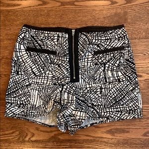 Silence + Noise High waisted shorts